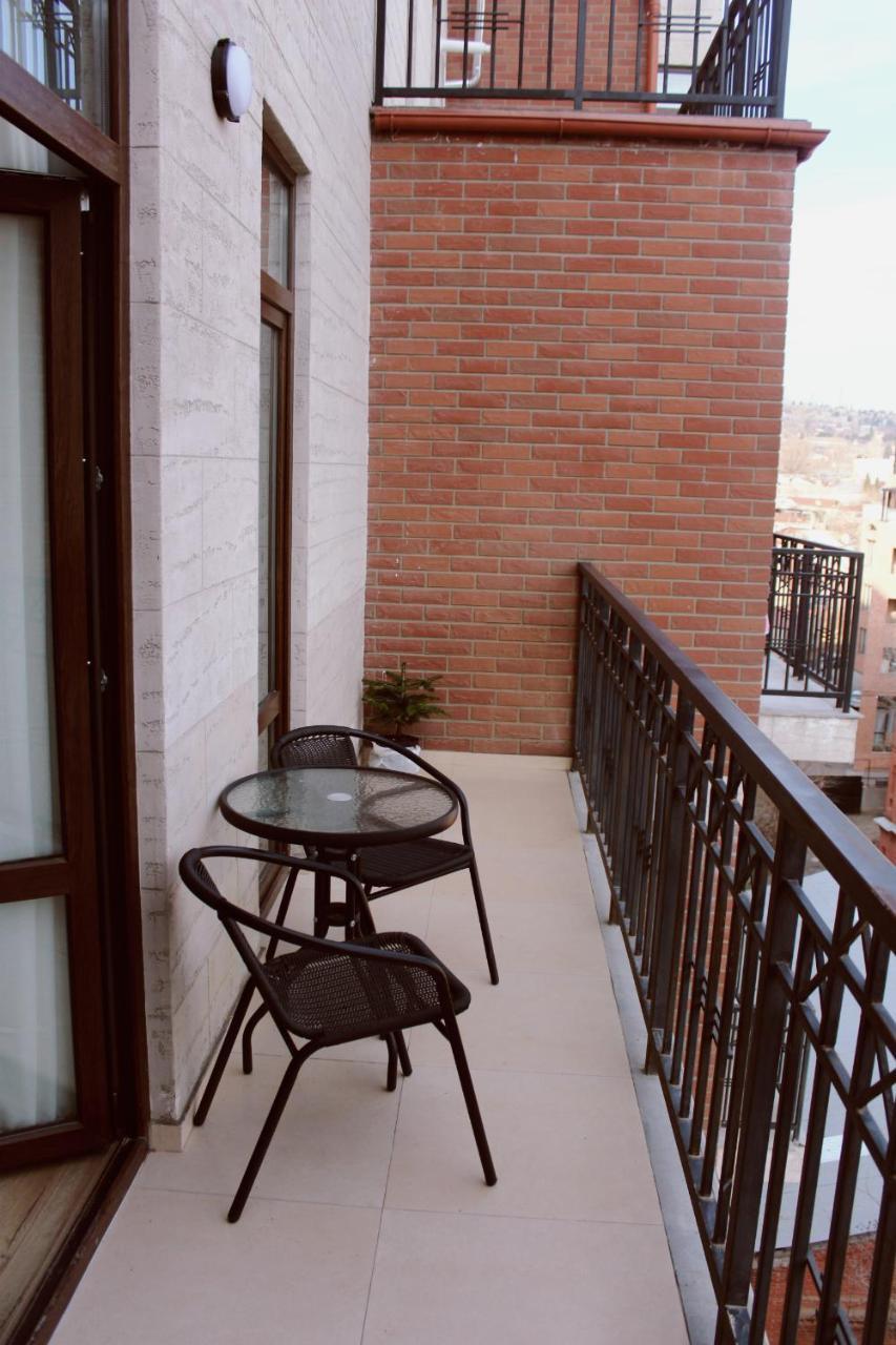 Like Apartment Tbilisi Luaran gambar