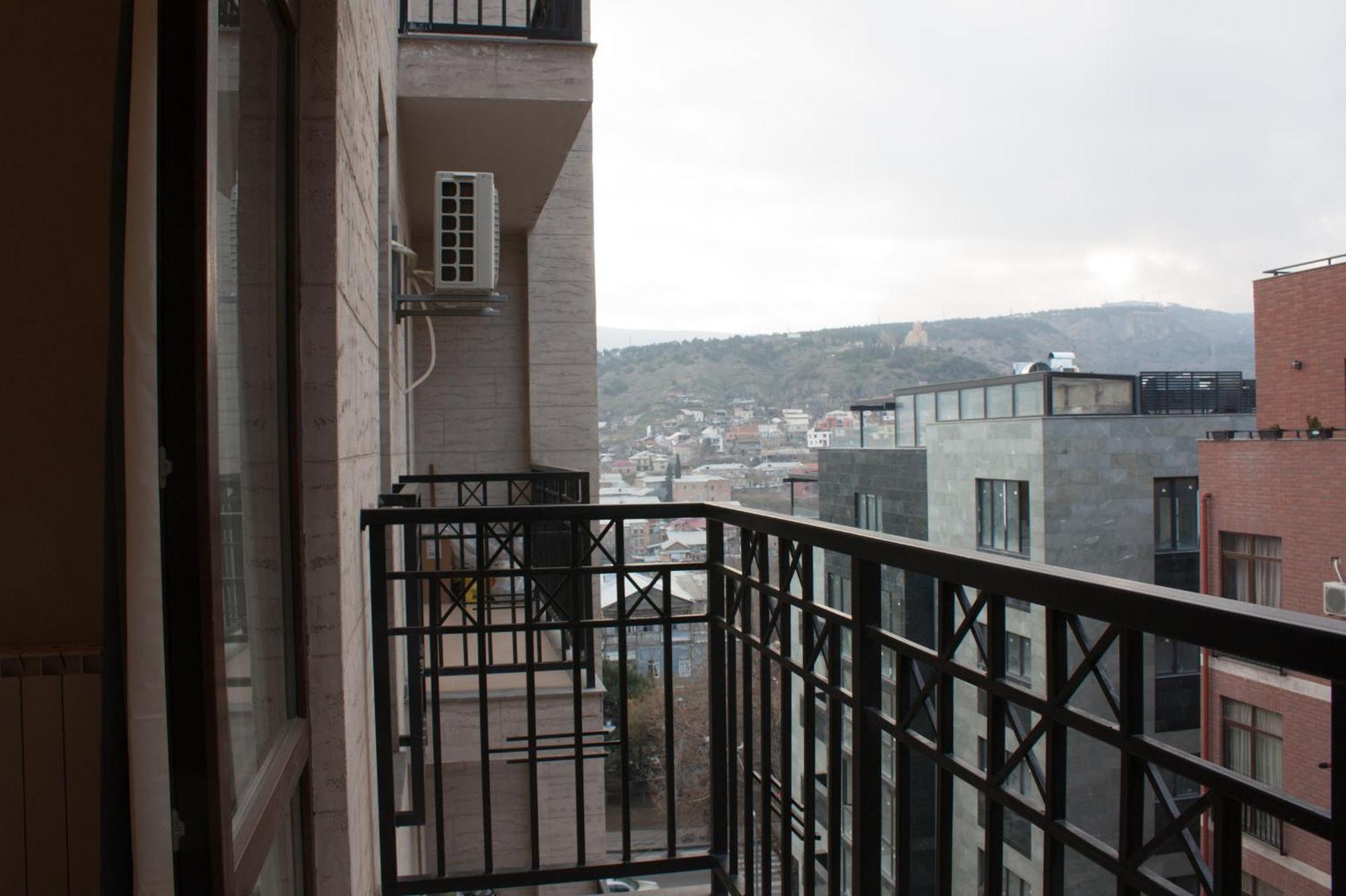 Like Apartment Tbilisi Luaran gambar